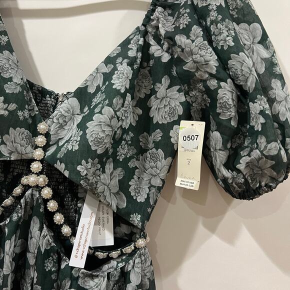 V. Chapman Emma V-Neck A-Line Brocade Cutout Maxi Dress Size 2 NWT - Picture 11 of 15